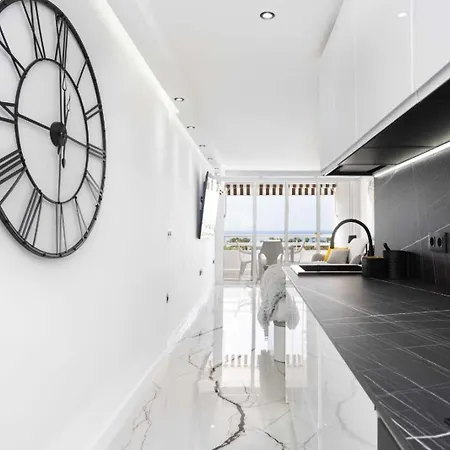 Lujo Borinquen 403 Vista Al Mar Apartament *