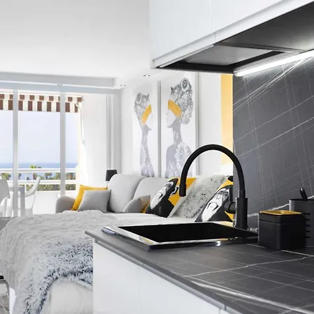 Lujo Borinquen 403 Vista Al Mar Apartament Playa Feñabe